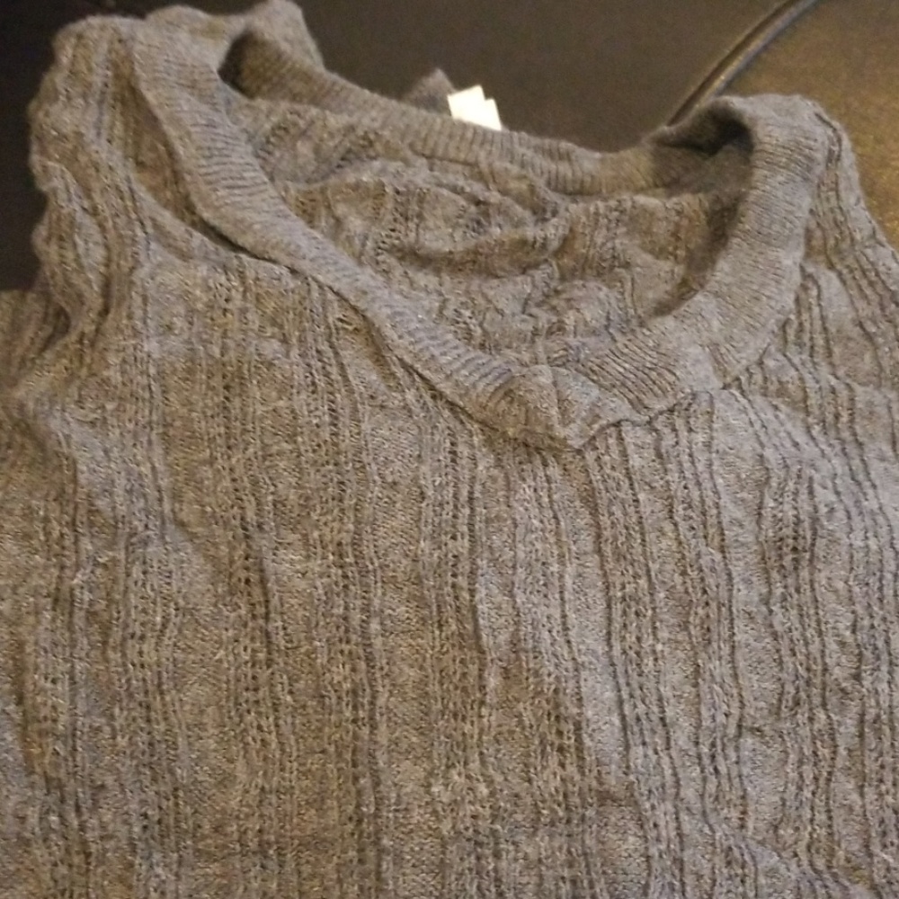Gray v neck sweater